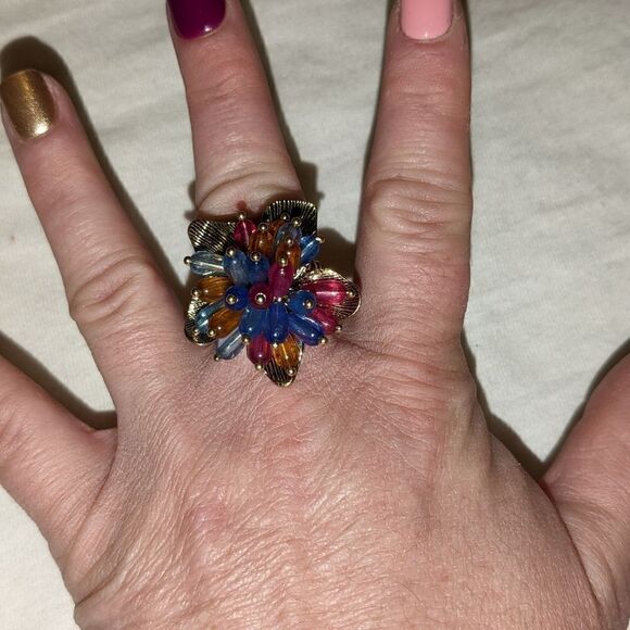 Beaded stretchy flower ring, NWOT - Picture 7 of 8